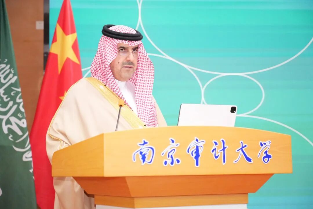 会长茅东萍