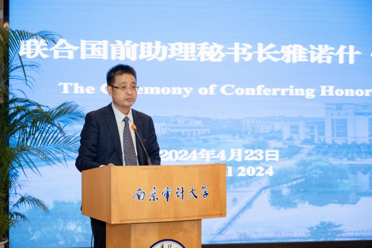 联合国前助理秘书长雅诺什·帕兹托受聘