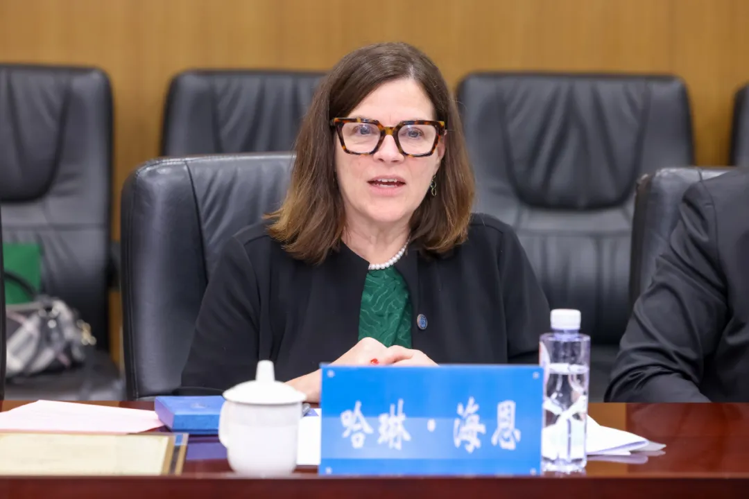 免费蓝鲸体育app入口官方渠道 对照